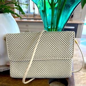 Whiting & Davis vintage bone colored Crossbody Bag with Mesh Design